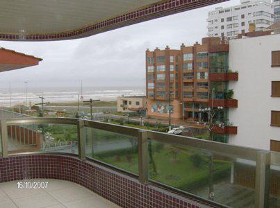 Apartamento 4 Dormitórios