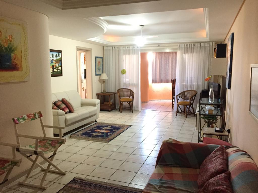 Apartamento 3 Dormitórios