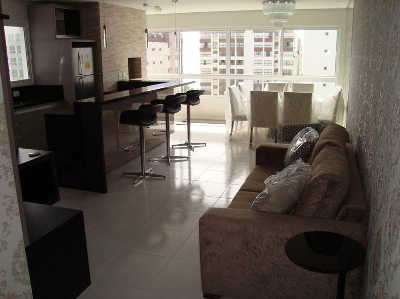 Apartamento 3 Dormitórios