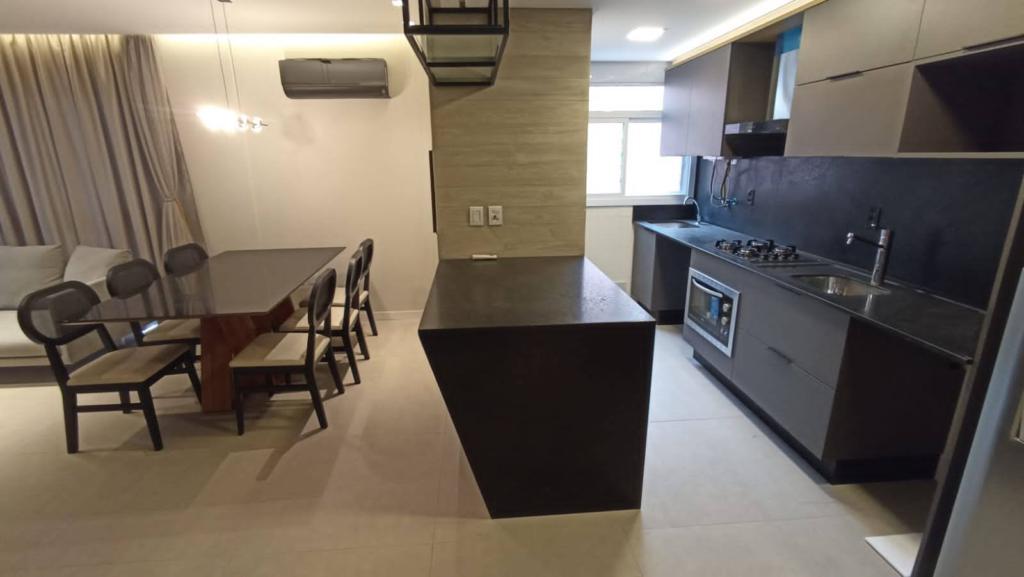 Apartamento 3 Dormitórios